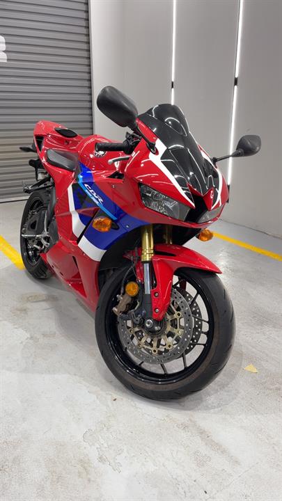 الدراجة العنيفة | Honda cbr 600 2018