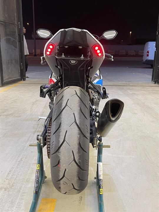 الدراجة العنيفة | BMW S1000RR -2021