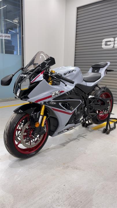 الدراجة العنيفة | Suzuki 1000RR 2024